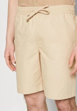 Pier One Shorts - Off-White -Pier One Verkoopwinkel 02801d1dbdf4491ea7dba68d23706236