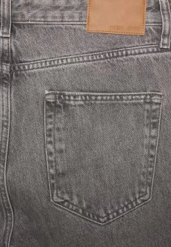 Pier One Mid Raise Straight Fit - Relaxed Fit Jeans - Grey Denim 9 Pier One Mid Raise Straight Fit - Relaxed Fit Jeans - Grey Denim -Pier One Verkoopwinkel 0c7a1c515ecb43fbb441053acc41967b