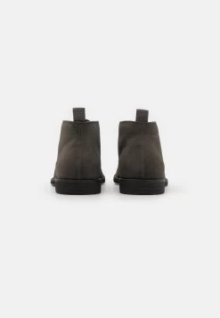 Pier One Unisex - Sportieve Veterschoenen - Grey -Pier One Verkoopwinkel 1a69c3b5a7ed49d2869b1ff1aeeb8355