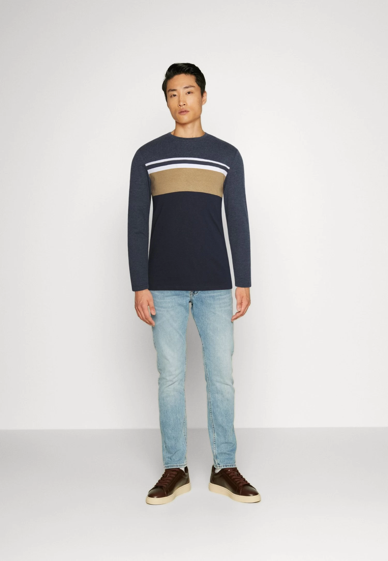 Pier One Longsleeve - Dark Blue 2 Pier One Longsleeve - Dark Blue - Afbeelding 2