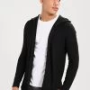 Pier One Vest - Solid Black