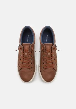 Pier One Unisex - Sneakers Laag - Cognac -Pier One Verkoopwinkel 3d1f3808291849ed8f04a77a9118f1ad