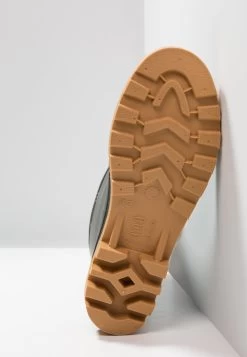 Pier One Unisex - Regenlaarzen - Green -Pier One Verkoopwinkel 3db002d2c2c94b2c8f12e2610faa3a27