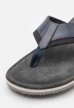 Pier One Leather - Teensandalen - Blue -Pier One Verkoopwinkel 50c49d2b3015483b8a98ff7b74229b5f