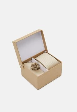 Pier One Set - Overige Accessoires - Beige -Pier One Verkoopwinkel 5dfa39d4f14a47e495c04fd8aad3fb4e