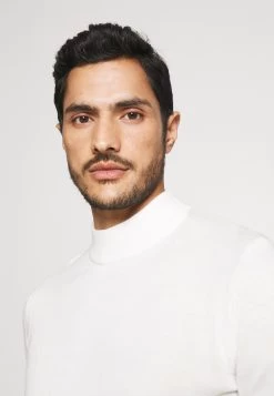 Pier One Trui - White -Pier One Verkoopwinkel 5f0d1b0fc9994eb4a0ce0d288748551c