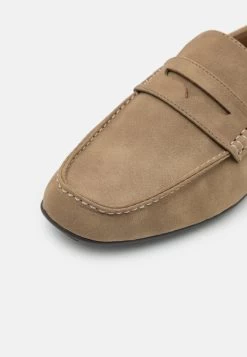 Pier One Unisex - Mocassins - Beige -Pier One Verkoopwinkel 63ecea7199cf49cbbdcbef186378d3a2