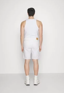 Pier One Colored Twill White Denim - Jeansshort - White Denim -Pier One Verkoopwinkel 6fb902e0dcfa488a9a60ba7e359e011c