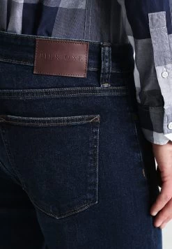 Pier One Basic - Straight Leg Jeans - Dark Blue Denim 10 Pier One Basic - Straight Leg Jeans - Dark Blue Denim -Pier One Verkoopwinkel 7aa5df5983c44365808e18ddcad2589e