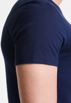 Pier One T-Shirt Print - Navy 10 Pier One T-Shirt Print - Navy -Pier One Verkoopwinkel 7db64dab8ba64caba6406a6e65c6d58d