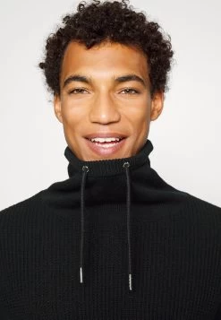 Pier One Structure Block High Collar - Vest - Black -Pier One Verkoopwinkel 8ae538afff544777a63a44071114fc02