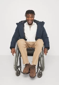 Pier One Vest - Off White -Pier One Verkoopwinkel 90d97e053d224200bd224084b6e217cc