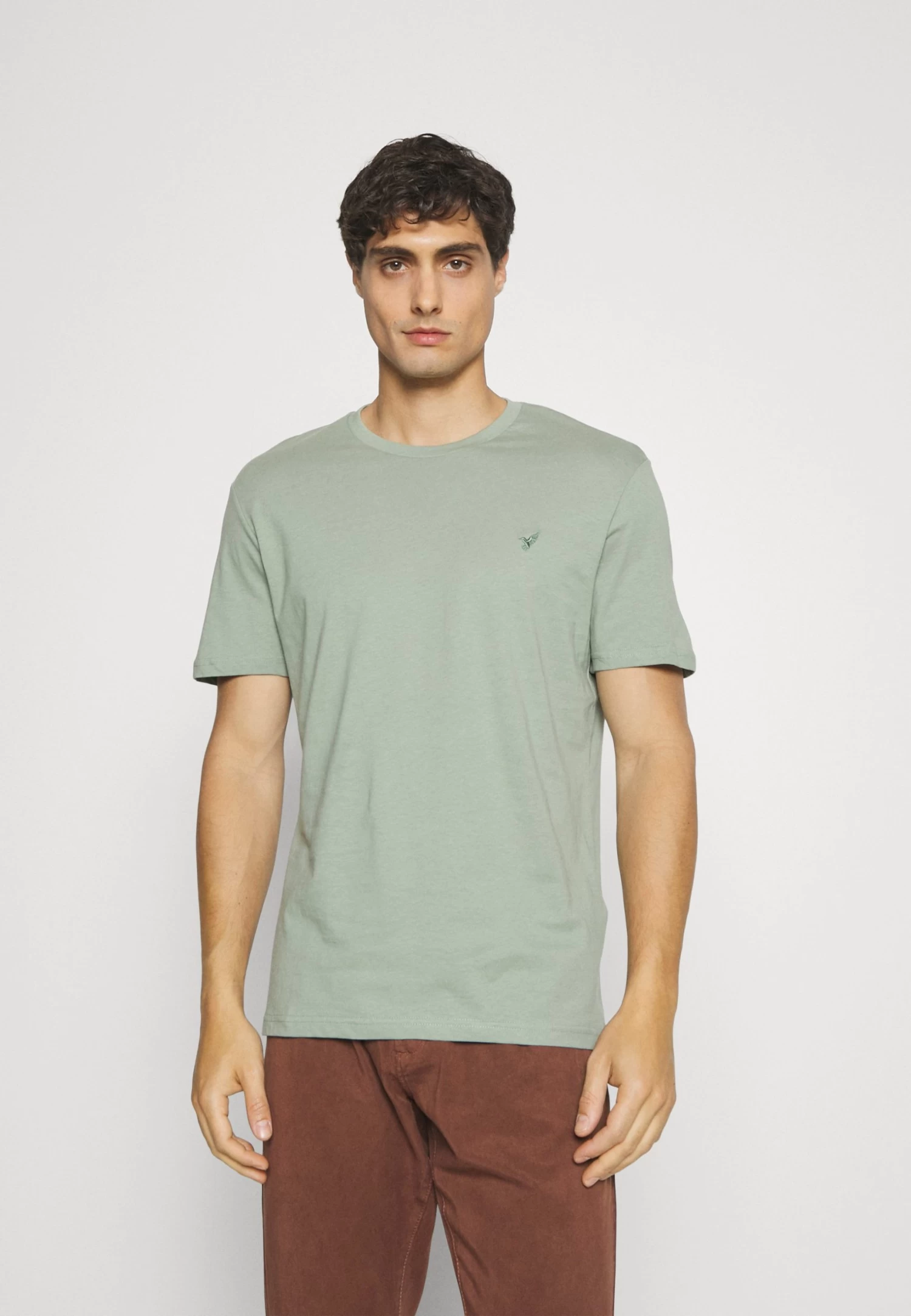 Pier One 3 Pack - T-Shirt Basic - Off-White/Bordeaux/Mint 4 Pier One 3 Pack - T-Shirt Basic - Off-White/Bordeaux/Mint - Afbeelding 4