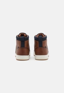 Pier One Sneakers Hoog - Cognac -Pier One Verkoopwinkel a28c1348464d47d5b797e2745a059280