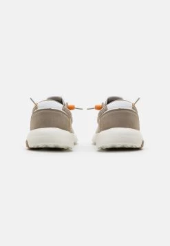 Pier One Sneakers Laag - Beige -Pier One Verkoopwinkel ad862475ed104d2c8b4c14920f66ce8f