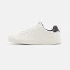 Pier One Sneakers Laag - White