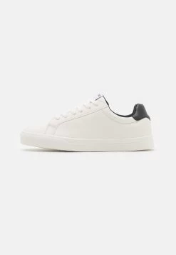 Pier One Sneakers Laag - White