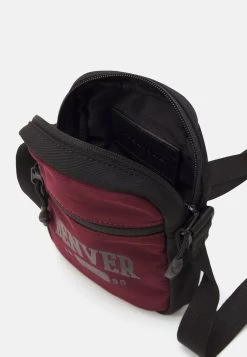 Pier One Schoudertas - Dark Red -Pier One Verkoopwinkel bdbcce6e2c2c40959a79faab831c30aa