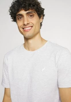 Pier One 5 Pack - T-Shirt Basic - Light Grey - 101_White - 001_Green - 602 -Pier One Verkoopwinkel bfc88b4fb0af436ea6df397e7b3e9a49