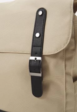 Pier One Unisex - Rugzak - Beige -Pier One Verkoopwinkel c673775f327942c9a6c1233f5ec52428