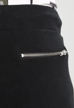 Pier One Biker Jogger - Trainingsbroek - Black 9 Pier One Biker Jogger - Trainingsbroek - Black -Pier One Verkoopwinkel d14f4d3e23264a23856a525cf94a989d