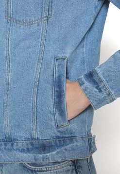 Pier One Spijkerjas -Blue 11 Pier One Spijkerjas -Blue -Pier One Verkoopwinkel d3e819b17ed341f0bd01c20fe45e7b4d