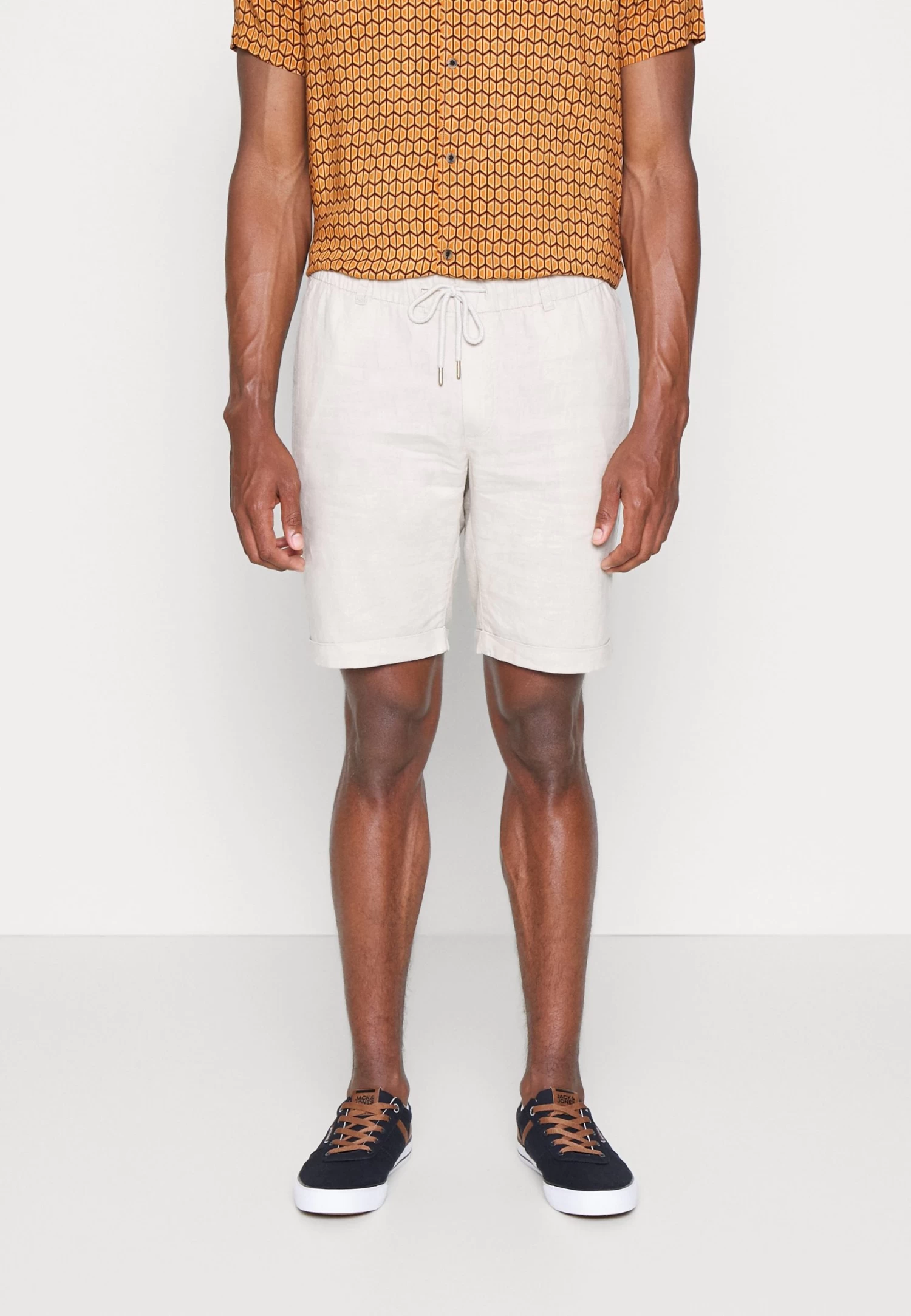 Pier One Linen Blend Drawcord Shorts- Shorts - Beige 4 Pier One Linen Blend Drawcord Shorts- Shorts - Beige - Afbeelding 4