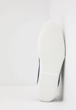 Pier One Unisex - Sneakers Laag - Dark Blue -Pier One Verkoopwinkel e752f9ad01314be7869db9ae10f02a5b