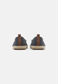 Pier One Unisex - Espadrilles - Dark Grey -Pier One Verkoopwinkel f42f2547f3174953925ae2af649d0ca0