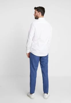 Pier One 2 Pack - Zakelijk Overhemd - White 8 Pier One 2 Pack - Zakelijk Overhemd - White -Pier One Verkoopwinkel fe3882eaf28b48838ea76cbb4b0ad904